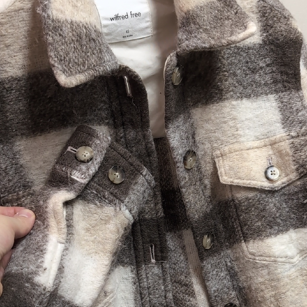 Wilfred Free Cream Cozy Textured Jacket - Picture 4 of 8